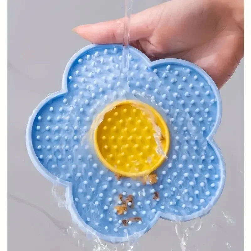 Sunflower Shaped Dog and Cat Licking Pads